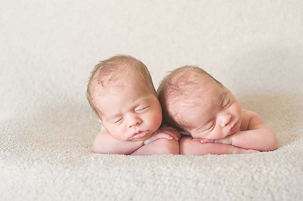 27-unique-and-adorable-newborn-photoshoot-ideas-to-try